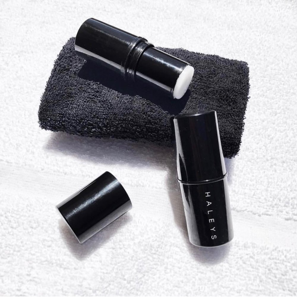 RE:FRESH Cleansing Stick - Picture 4 of 8